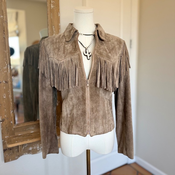 Wilson's 80s Tan Suede Fringed Cropped Jacket - Picture 2 of 10